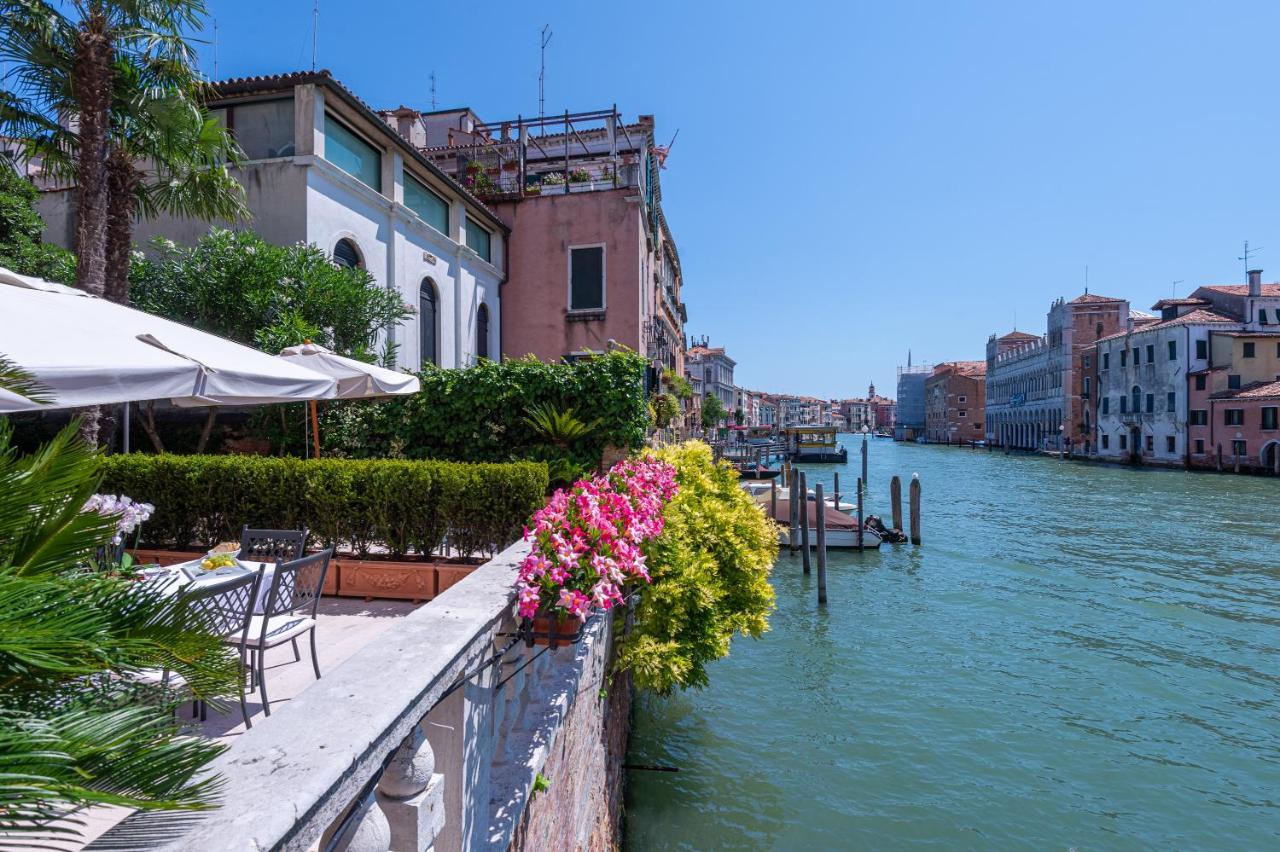 Ca' Dei Cuori On The Grand Canal ヴェネツィア エクステリア 写真